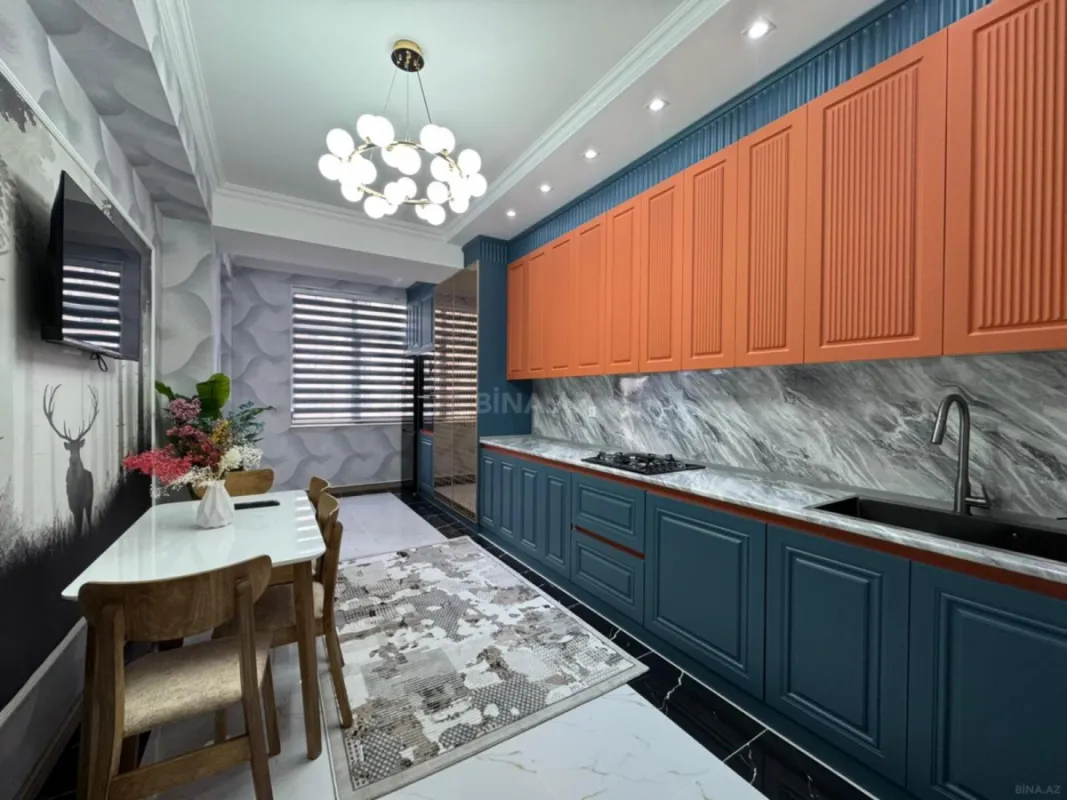 Satılır 3 otaqlı mənzil 128 m²
