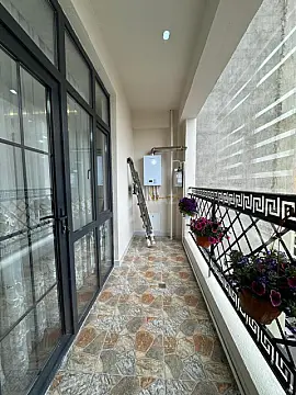 Satılır 3 otaqlı mənzil 128 m²