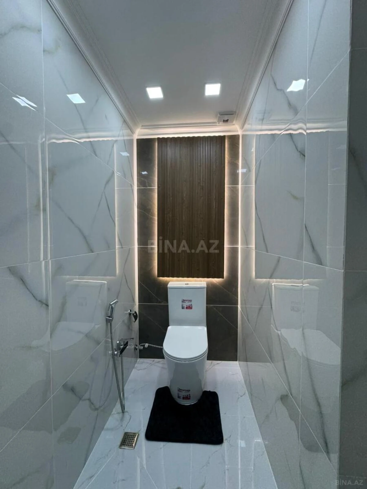Satılır 3 otaqlı mənzil 128 m²