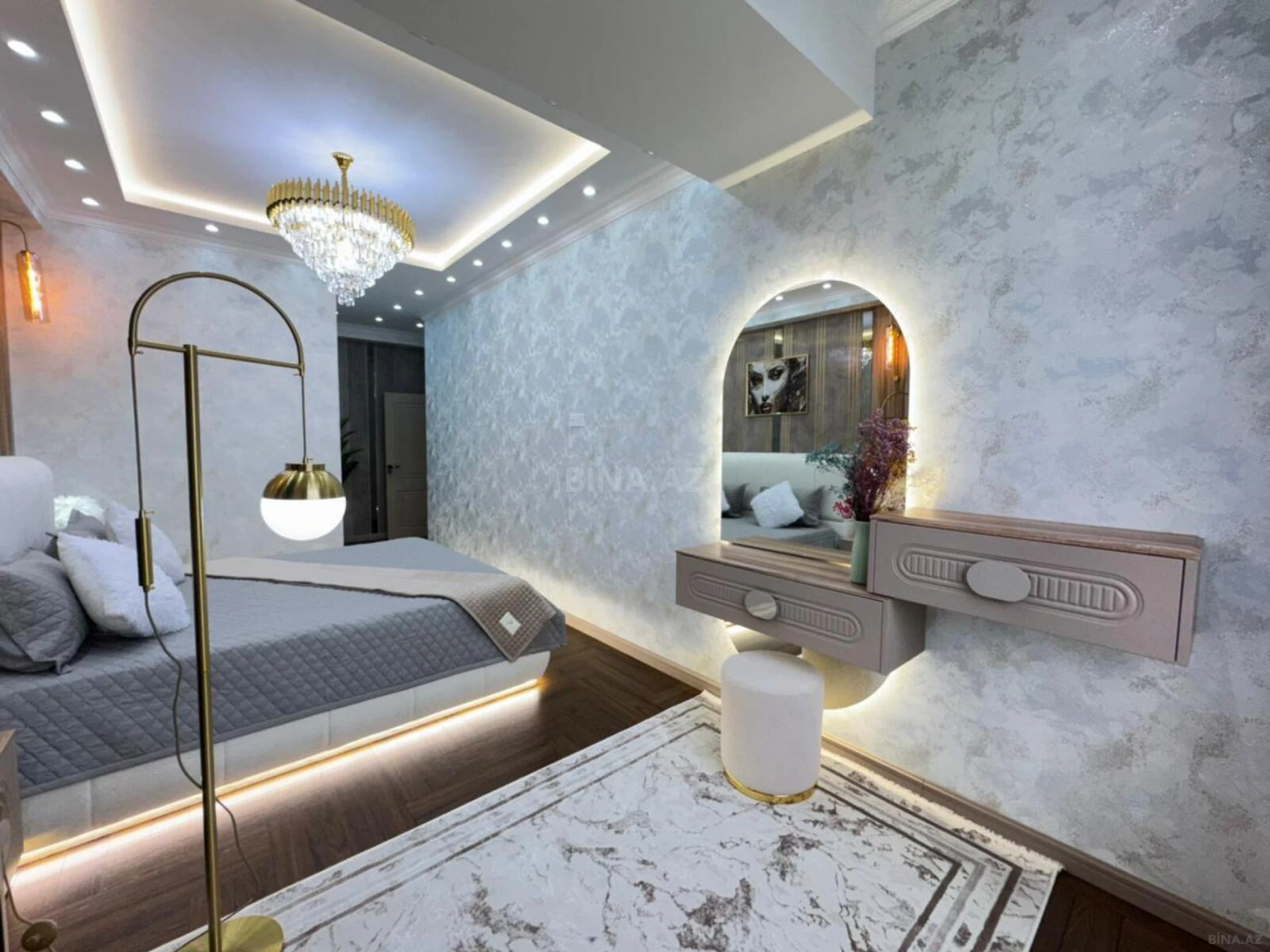 Satılır 3 otaqlı mənzil 128 m²