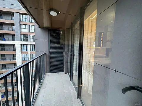 Satılır 3 otaqlı mənzil 128 m²