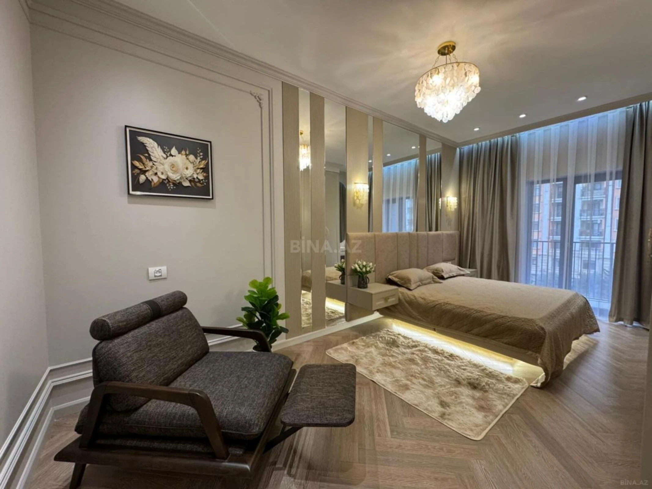 Satılır 3 otaqlı mənzil 91 m²