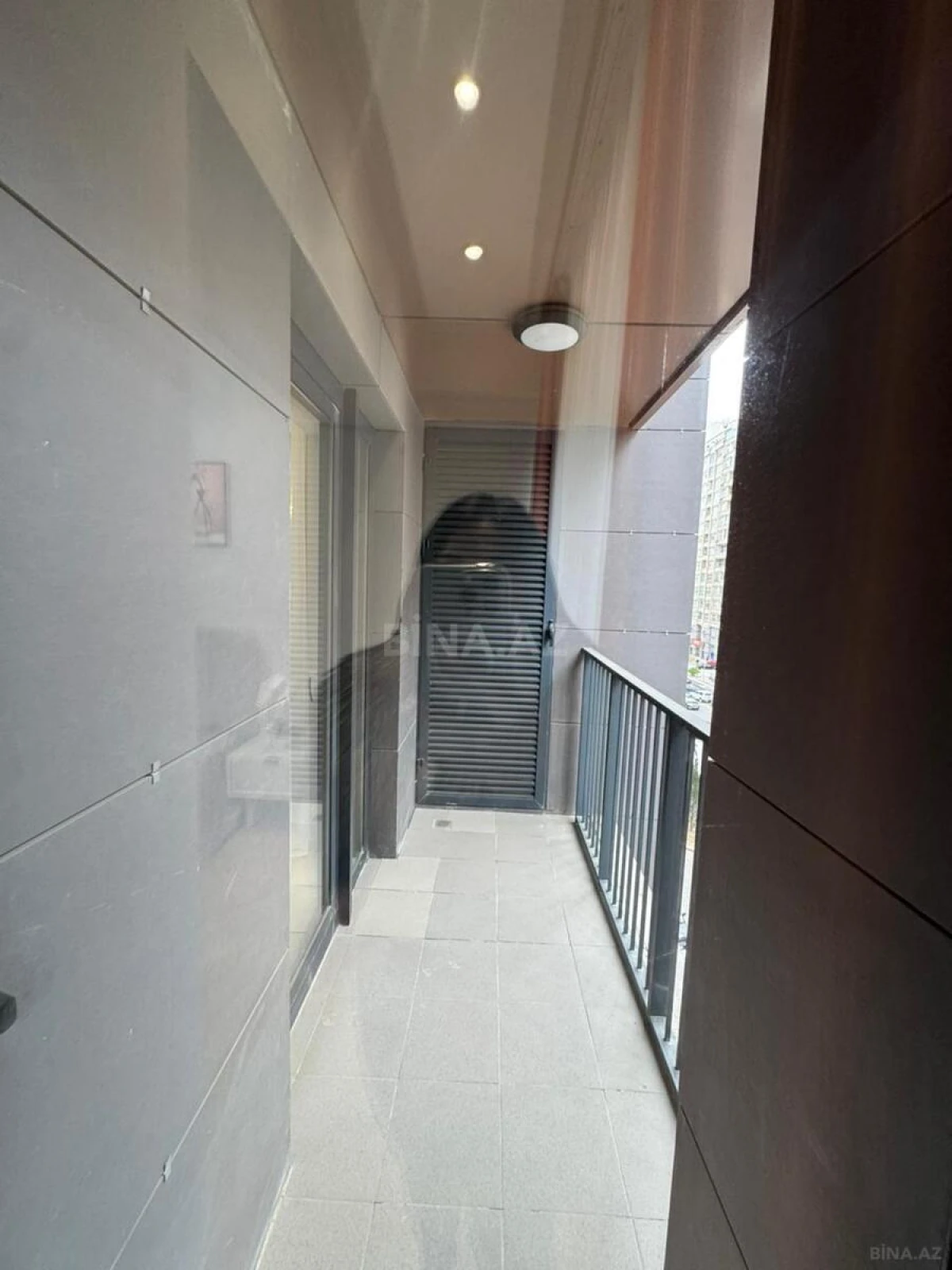 Satılır 3 otaqlı mənzil 91 m²