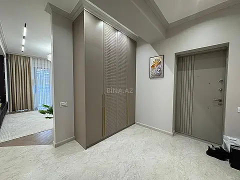 Satılır 2 otaqlı mənzil 65 m²