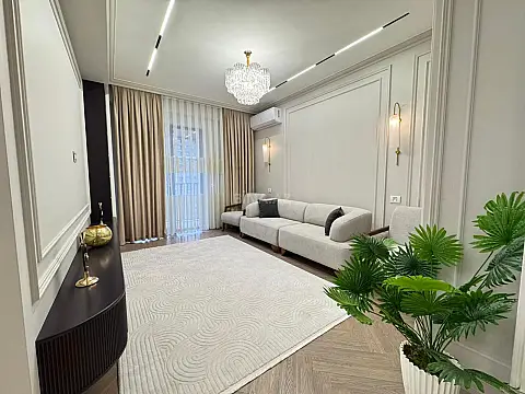 Satılır 2 otaqlı mənzil 65 m²