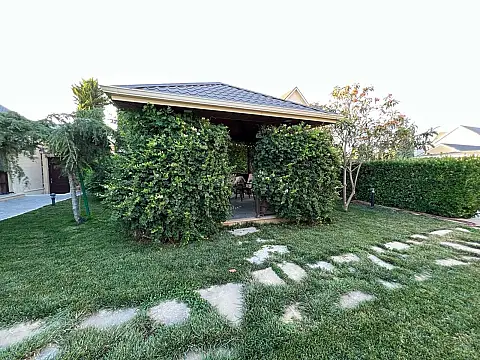 Kirayə verilir 3 otaqlı həyət evi 180 m²