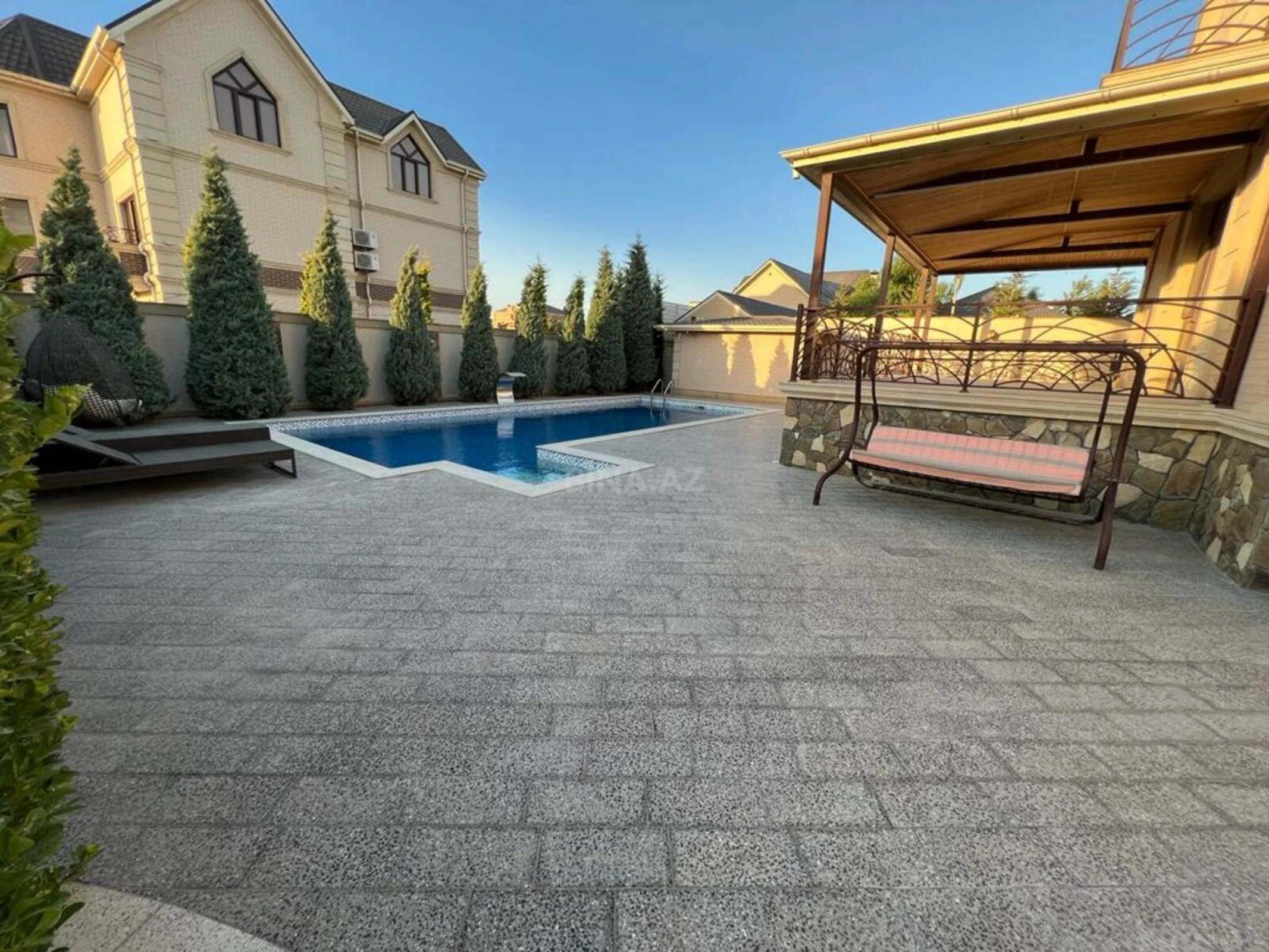 Kirayə verilir 3 otaqlı həyət evi 180 m²