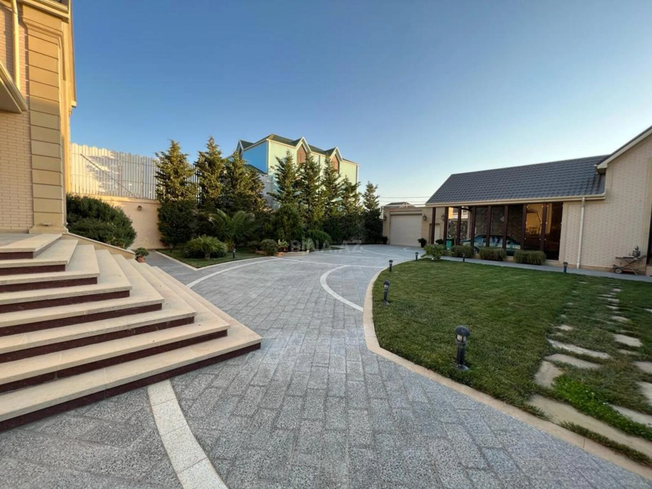 Kirayə verilir 3 otaqlı həyət evi 180 m²