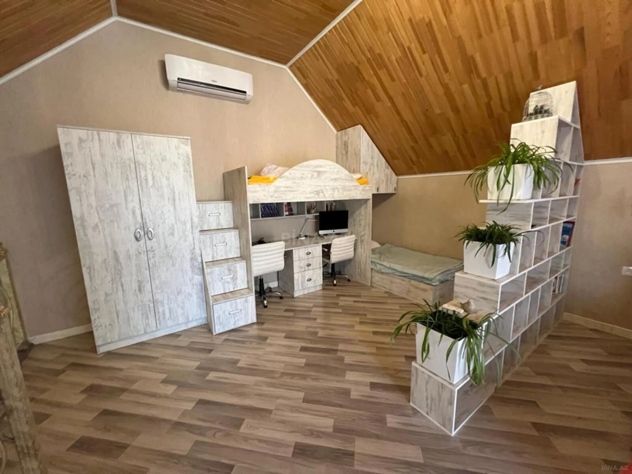 Kirayə verilir 3 otaqlı həyət evi 180 m²
