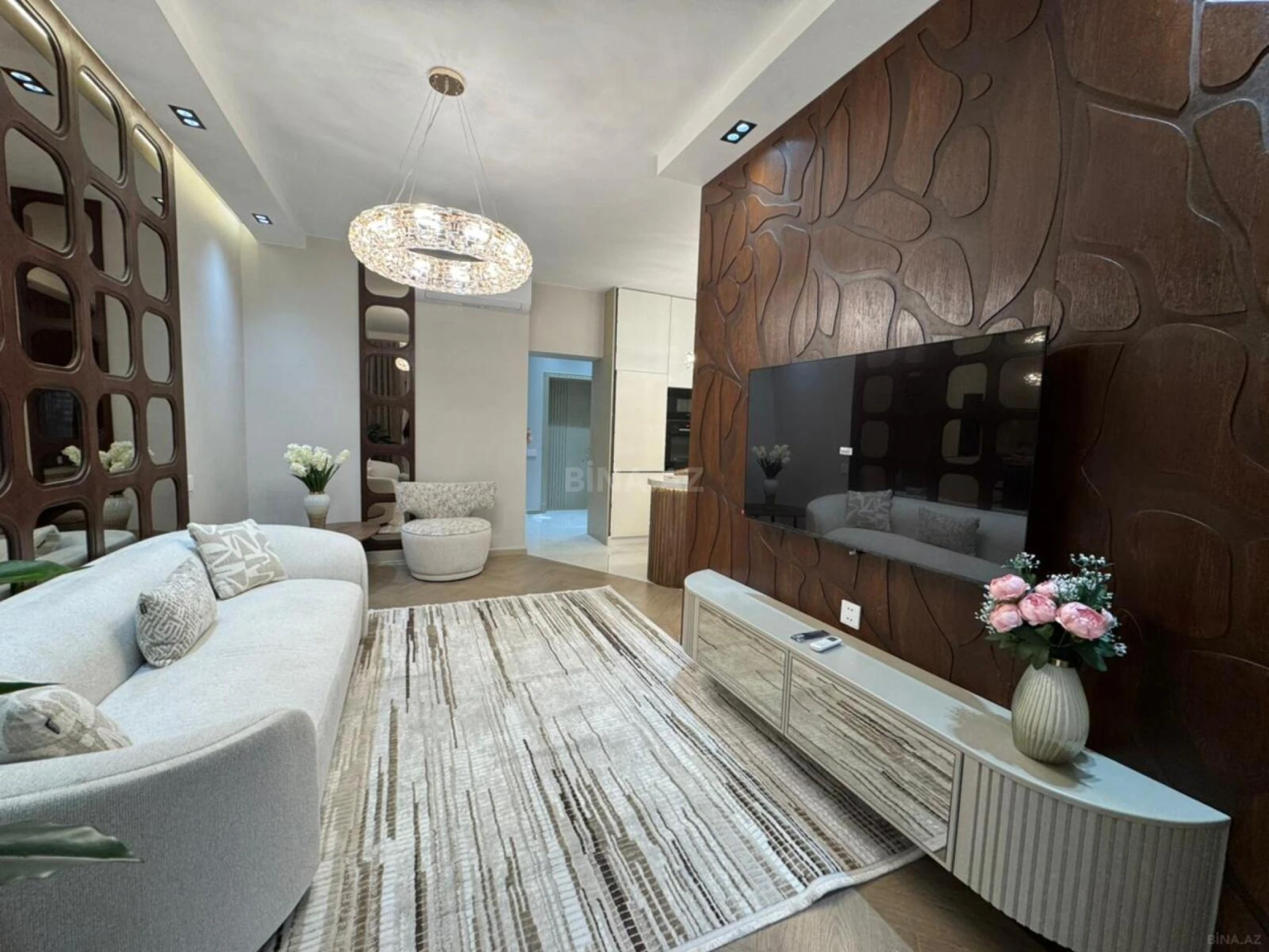 Satılır 2 otaqlı mənzil 68 m²