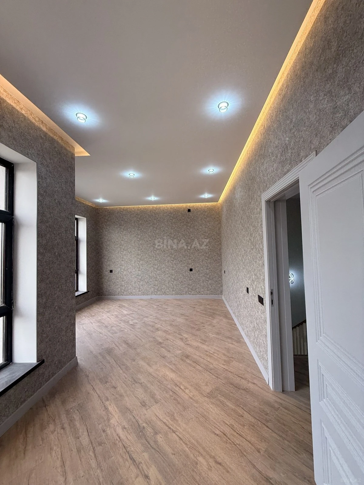 Satılır 4 otaqlı həyət evi 170 m²