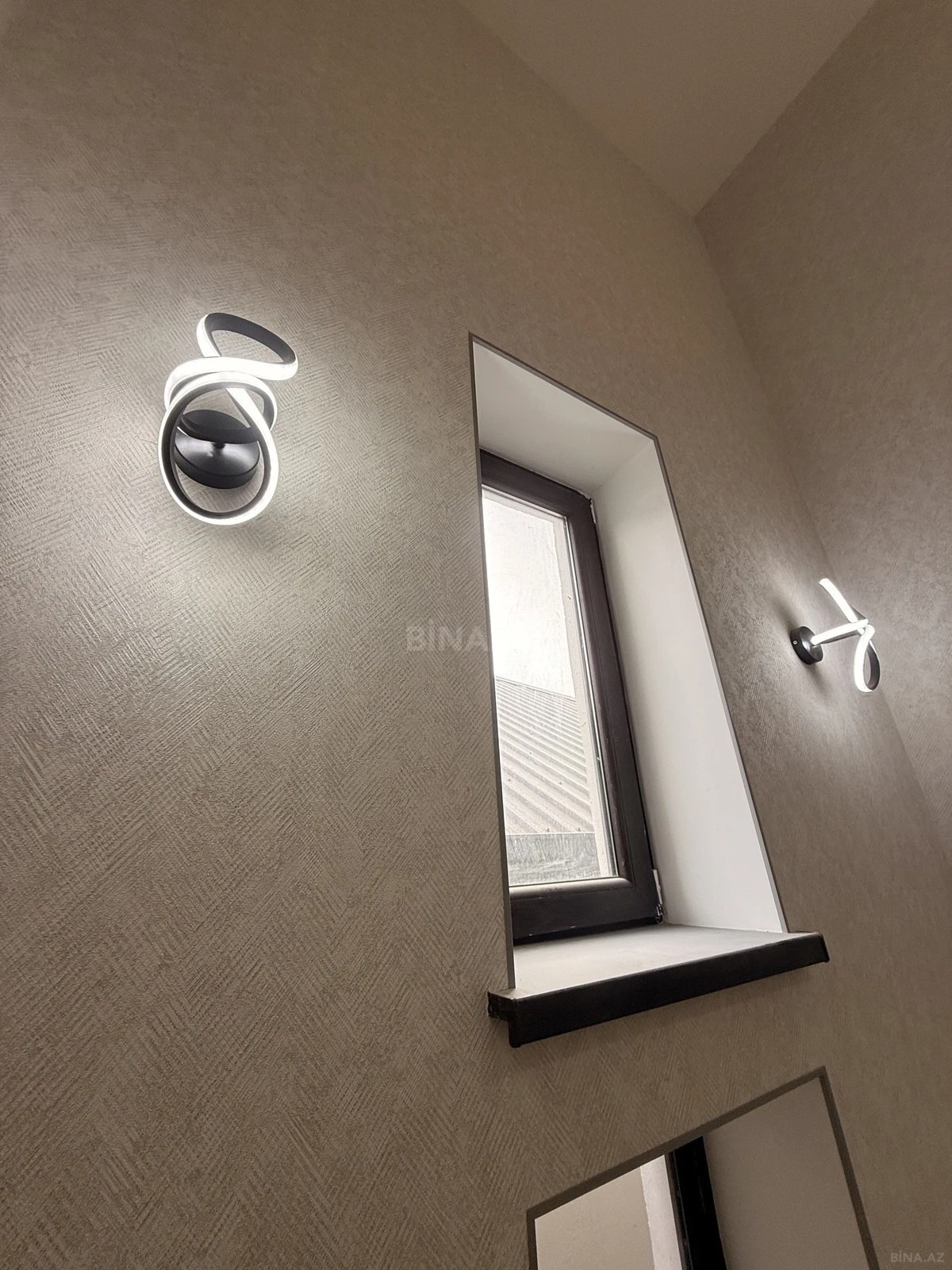 Satılır 4 otaqlı həyət evi 170 m²