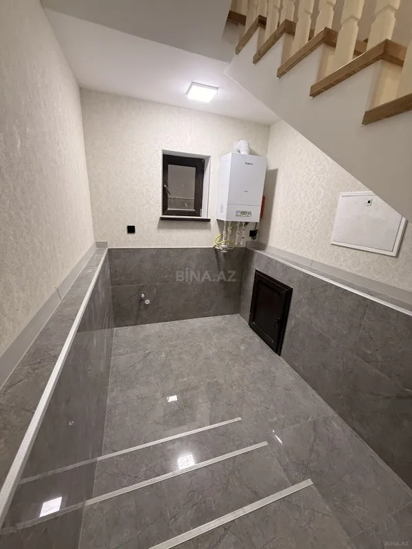 Satılır 4 otaqlı həyət evi 170 m²
