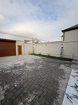Satılır 4 otaqlı həyət evi 170 m²