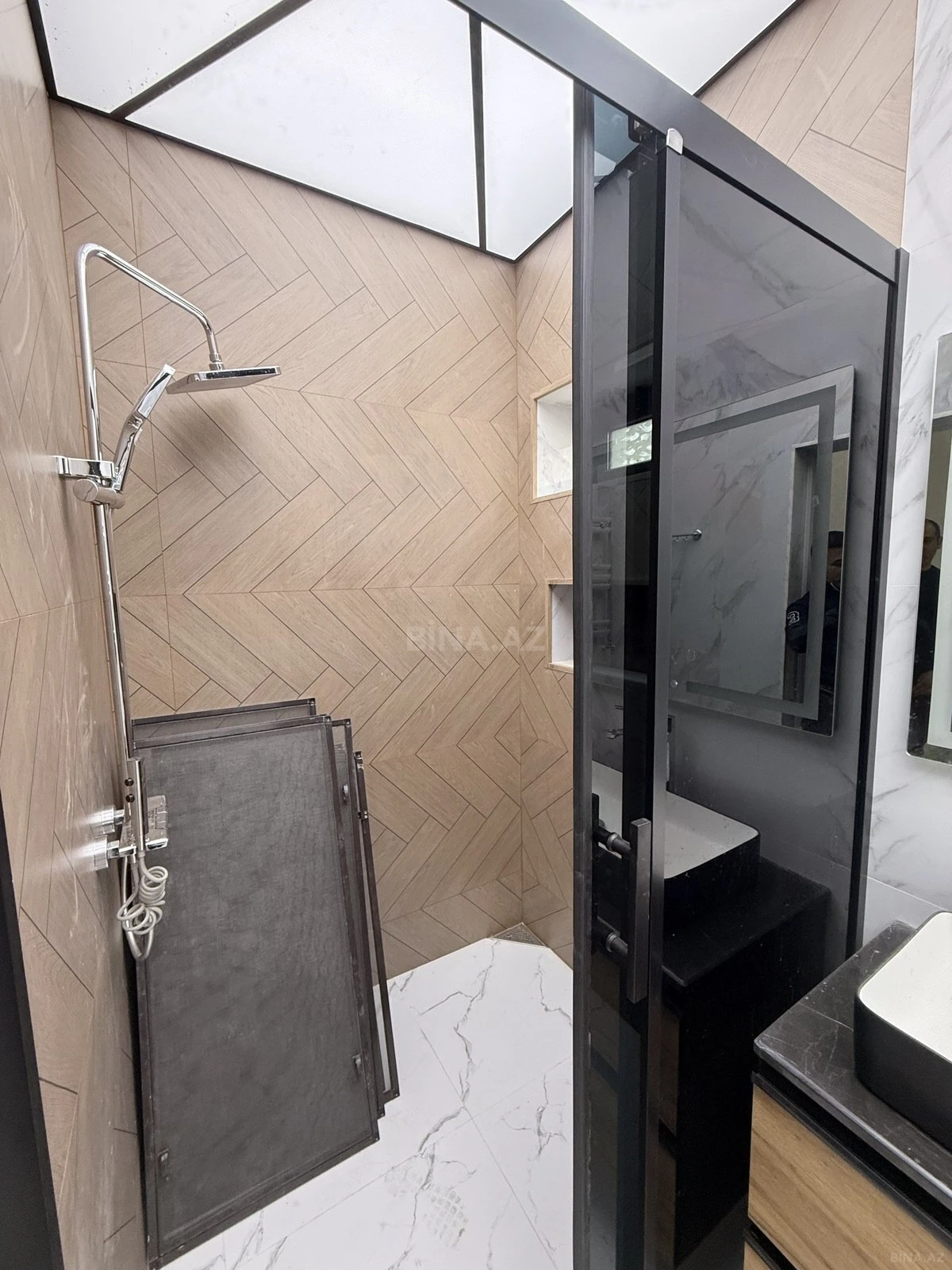 Satılır 4 otaqlı həyət evi 170 m²