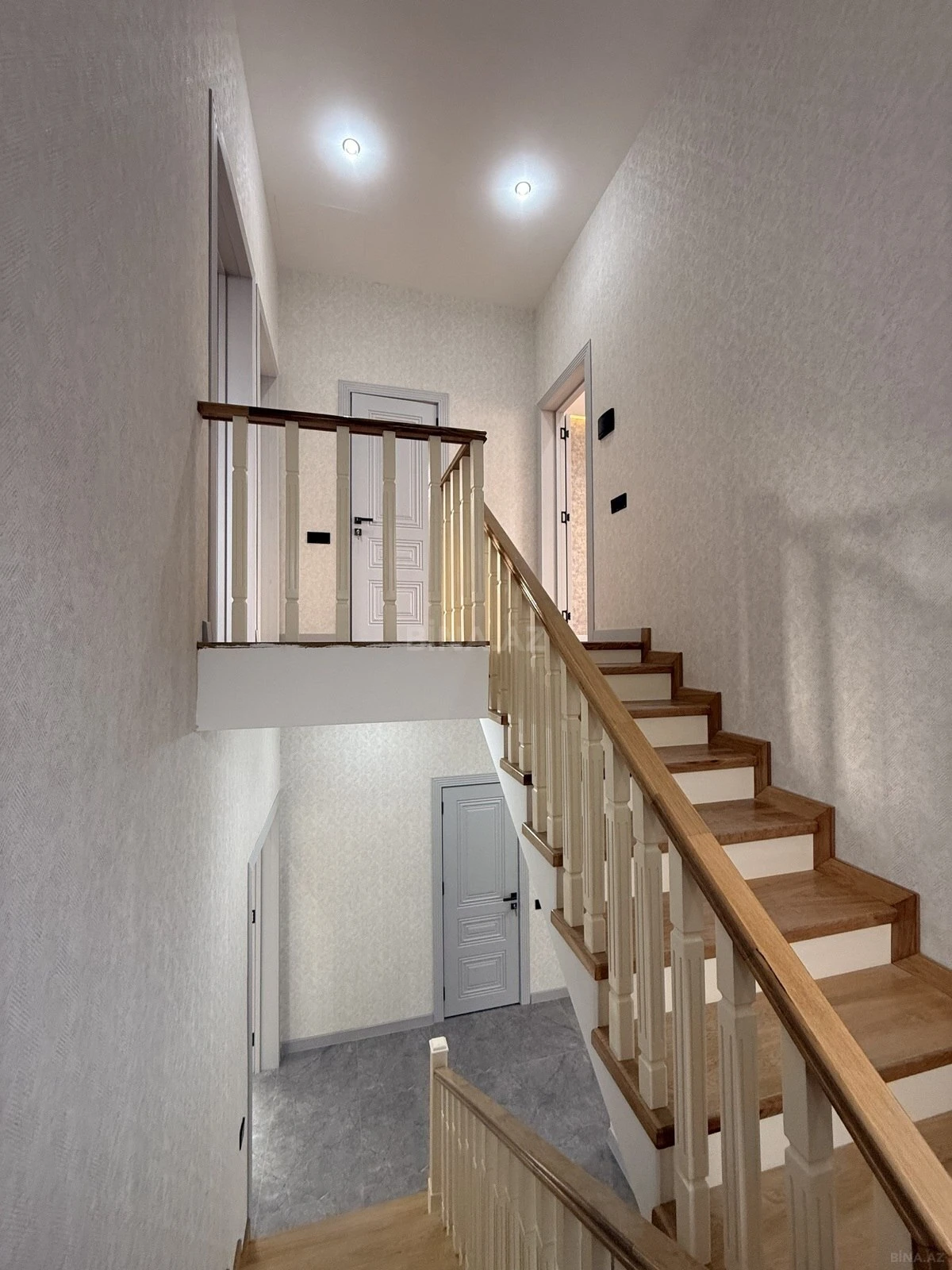 Satılır 4 otaqlı həyət evi 170 m²