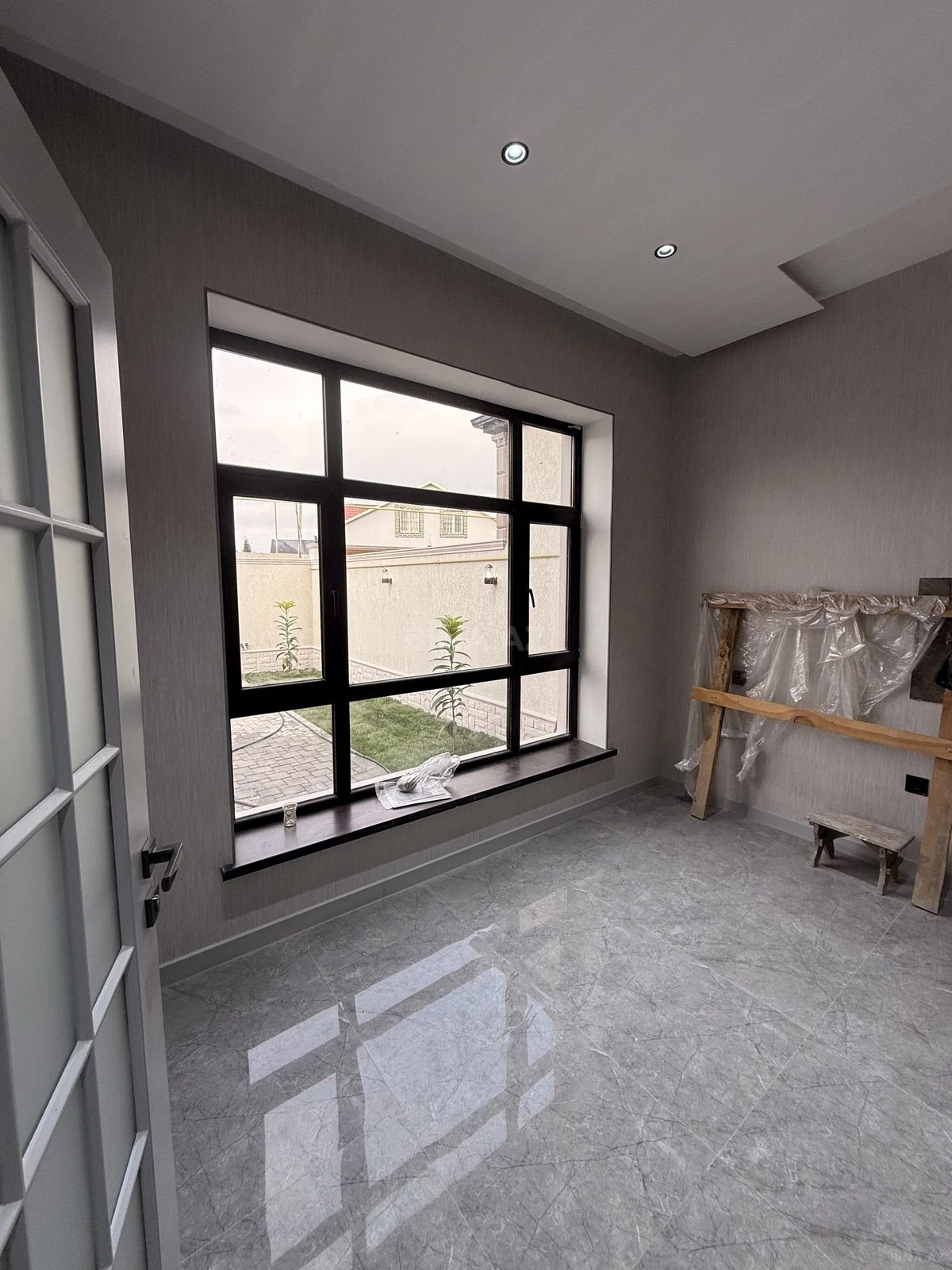 Satılır 4 otaqlı həyət evi 170 m²