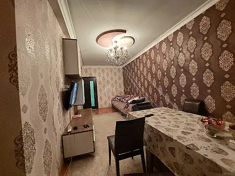 Satılır 3 otaqlı mənzil 98 m²