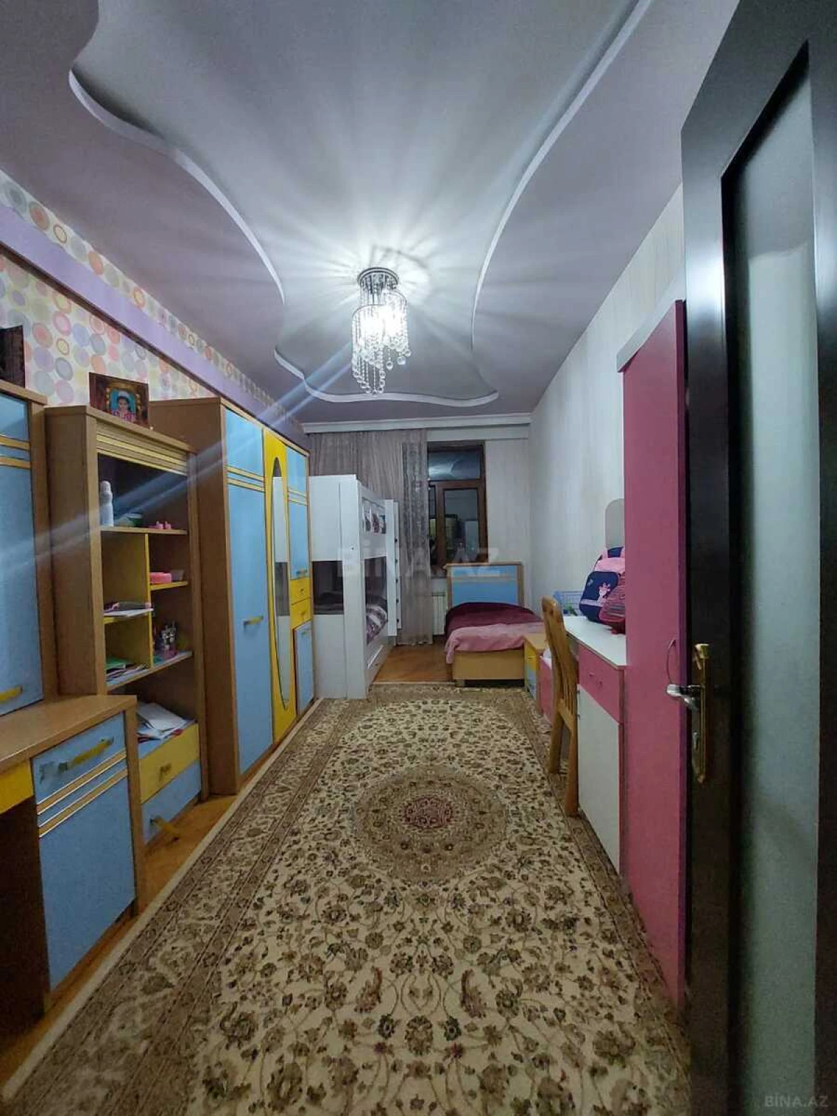 Satılır 3 otaqlı mənzil 98 m²