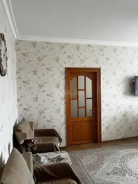 Satılır 4 otaqlı mənzil 110 m²