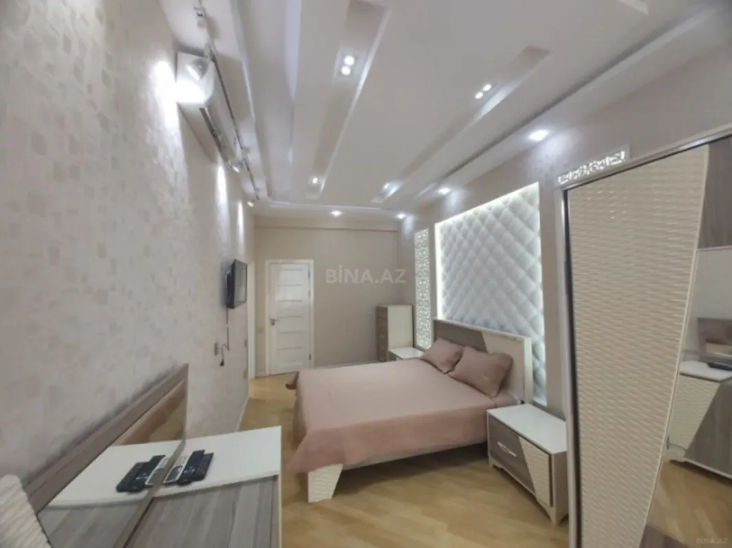 Satılır 3 otaqlı mənzil 110 m²