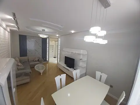 Satılır 3 otaqlı mənzil 110 m²