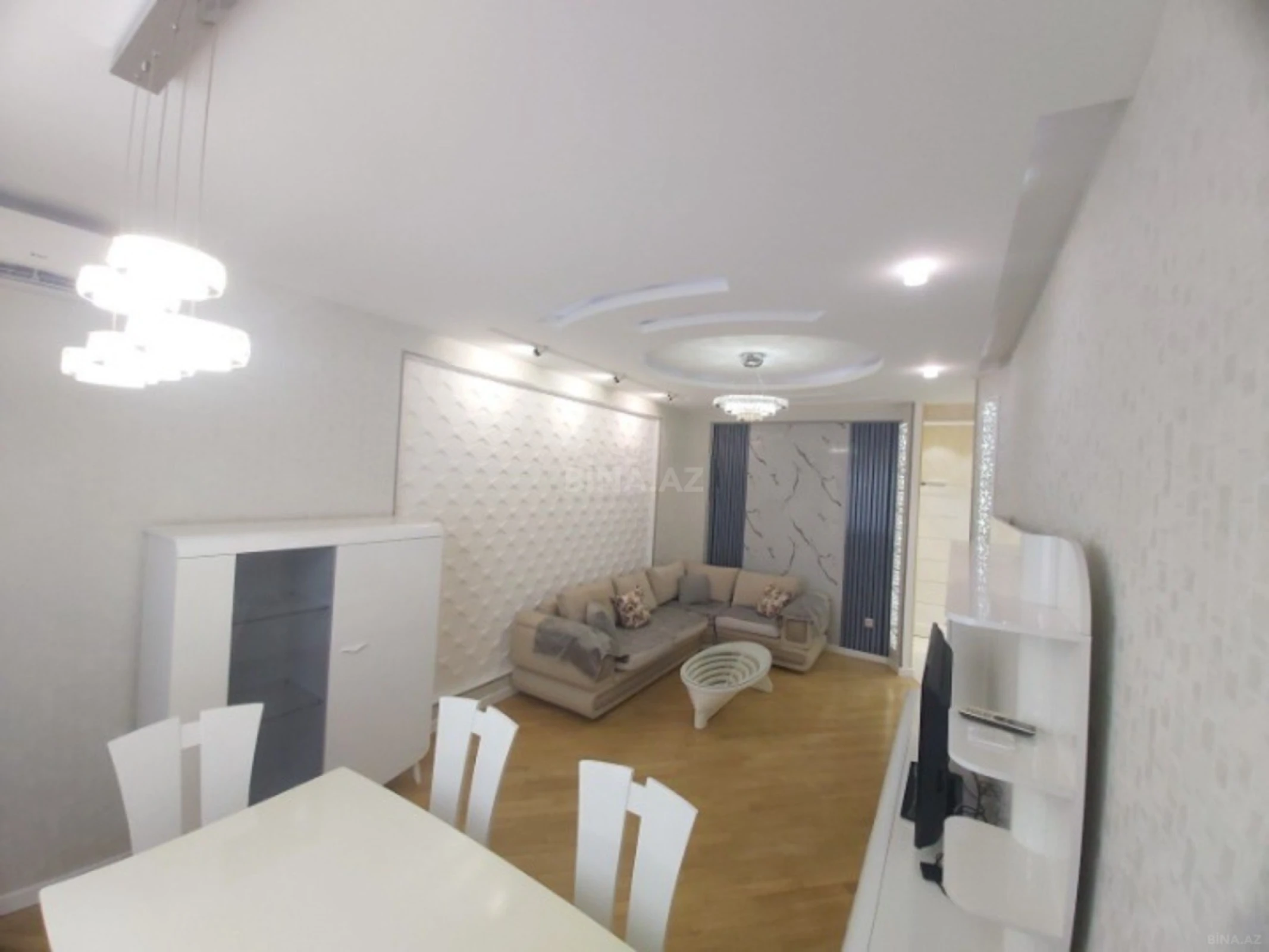 Satılır 3 otaqlı mənzil 110 m²