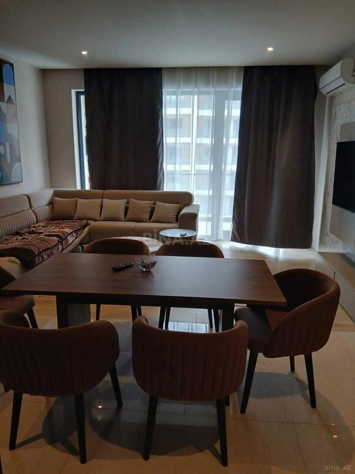 Kirayə verilir 2 otaqlı mənzil 100 m²