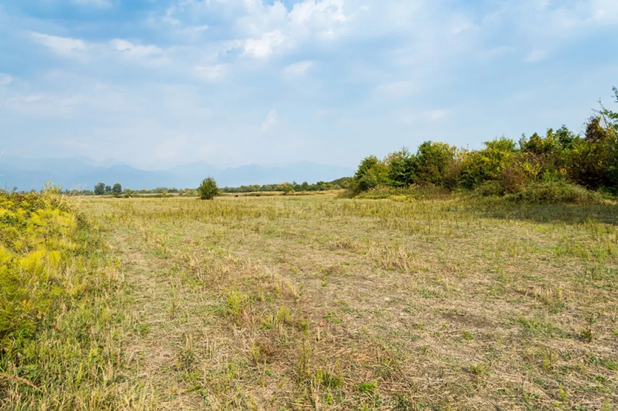 Satılır torpaq sahəsi 240 m²