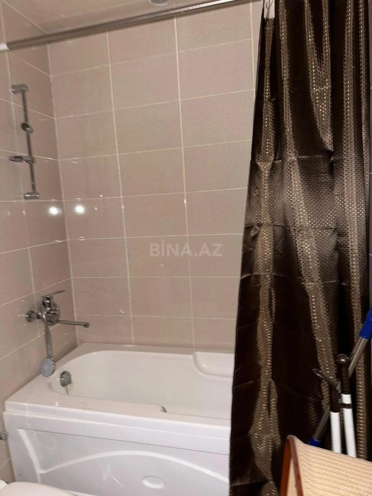 Satılır 3 otaqlı mənzil 70 m²