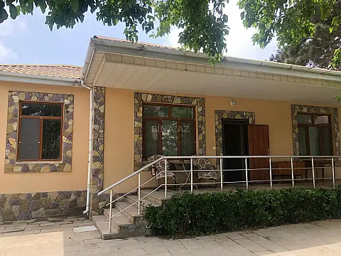 Kirayə verilir 6 otaqlı həyət evi 220 m² — Bakı, Şüvəlan 6 otaq 220.00 m²