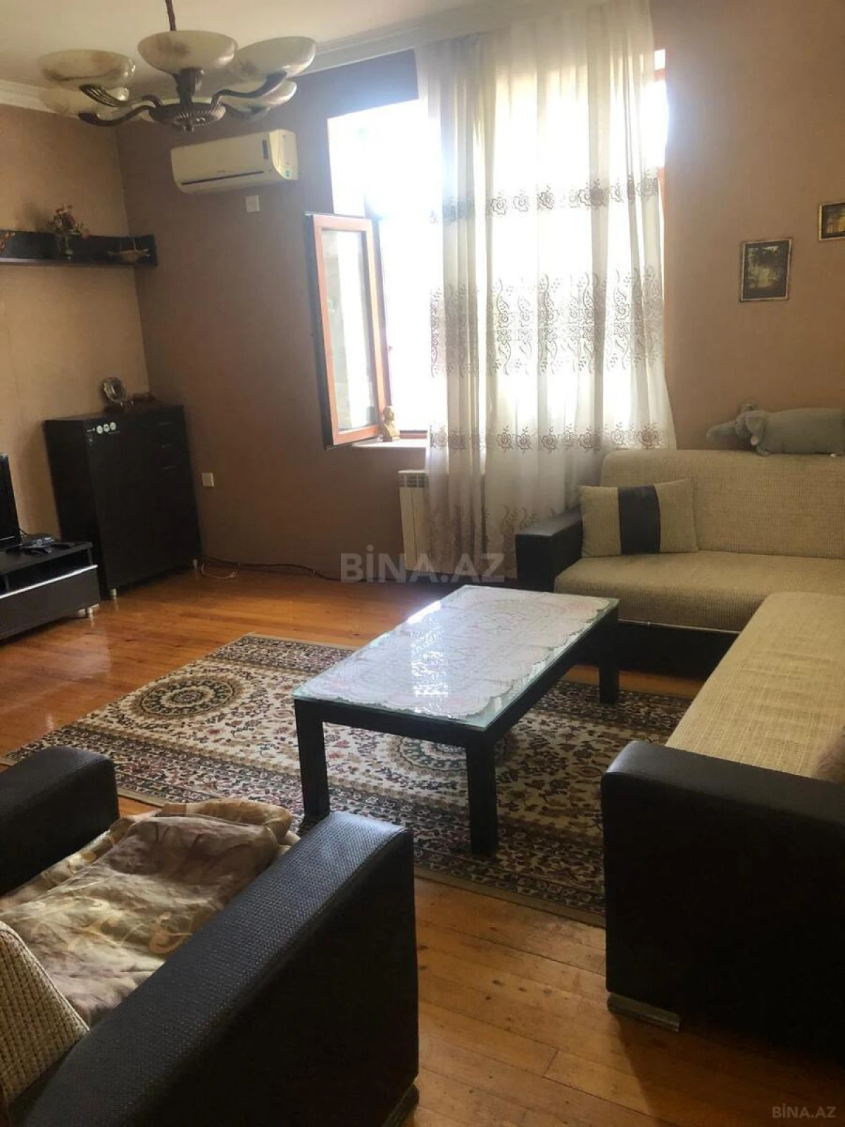Kirayə verilir 6 otaqlı həyət evi 220 m²