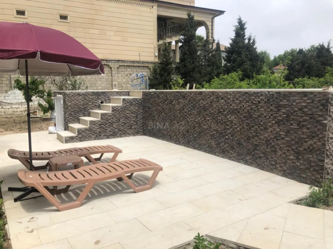 Kirayə verilir 6 otaqlı həyət evi 220 m²