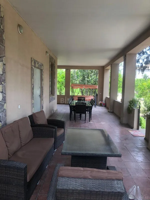 Kirayə verilir 6 otaqlı həyət evi 220 m²