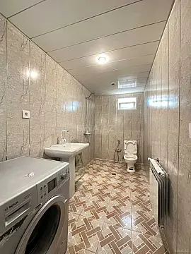 Kirayə verilir 3 otaqlı həyət evi 170 m²