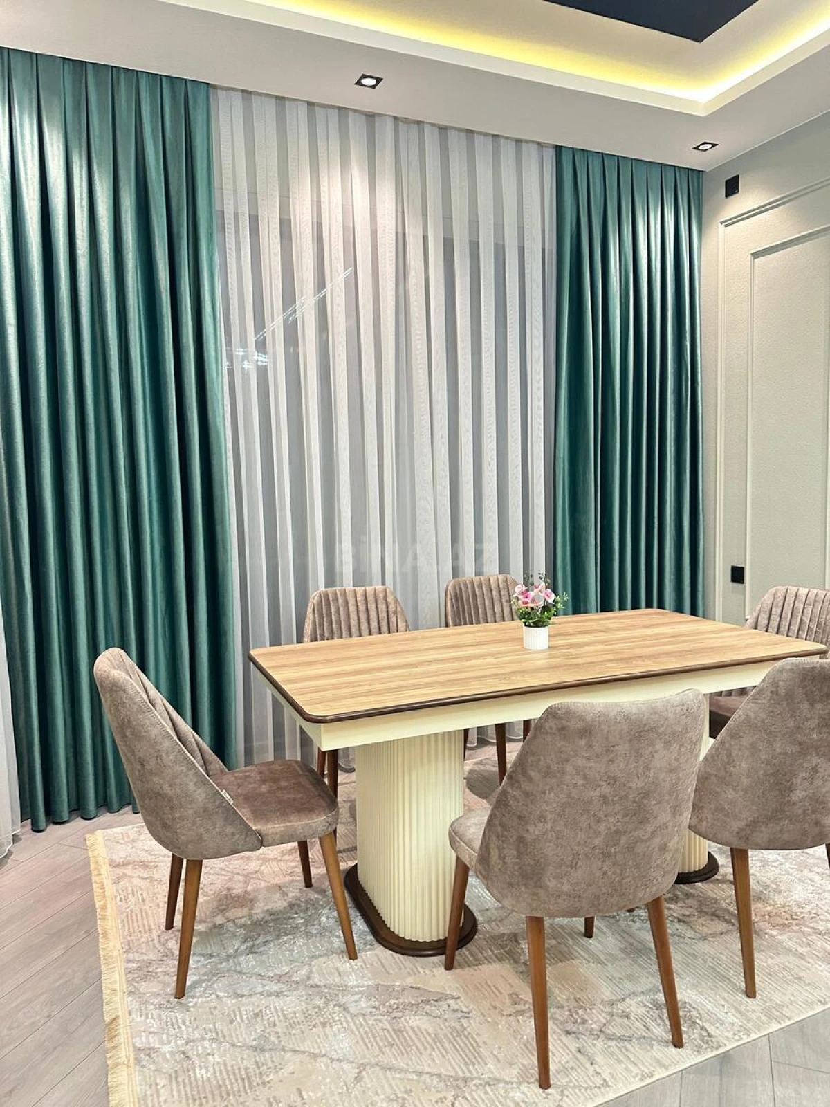 Satılır 4 otaqlı həyət evi 140 m²