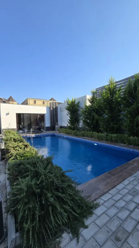 Kirayə verilir 4 otaqlı həyət evi 300 m²