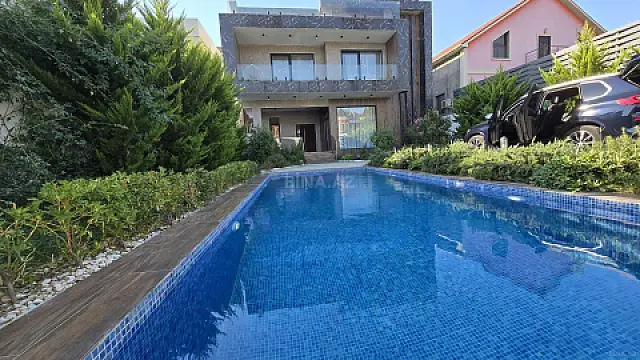 Kirayə verilir 4 otaqlı həyət evi 300 m² — Bakı, Buzovna 4 otaq 300.00 m²