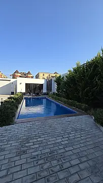 Kirayə verilir 4 otaqlı həyət evi 300 m²