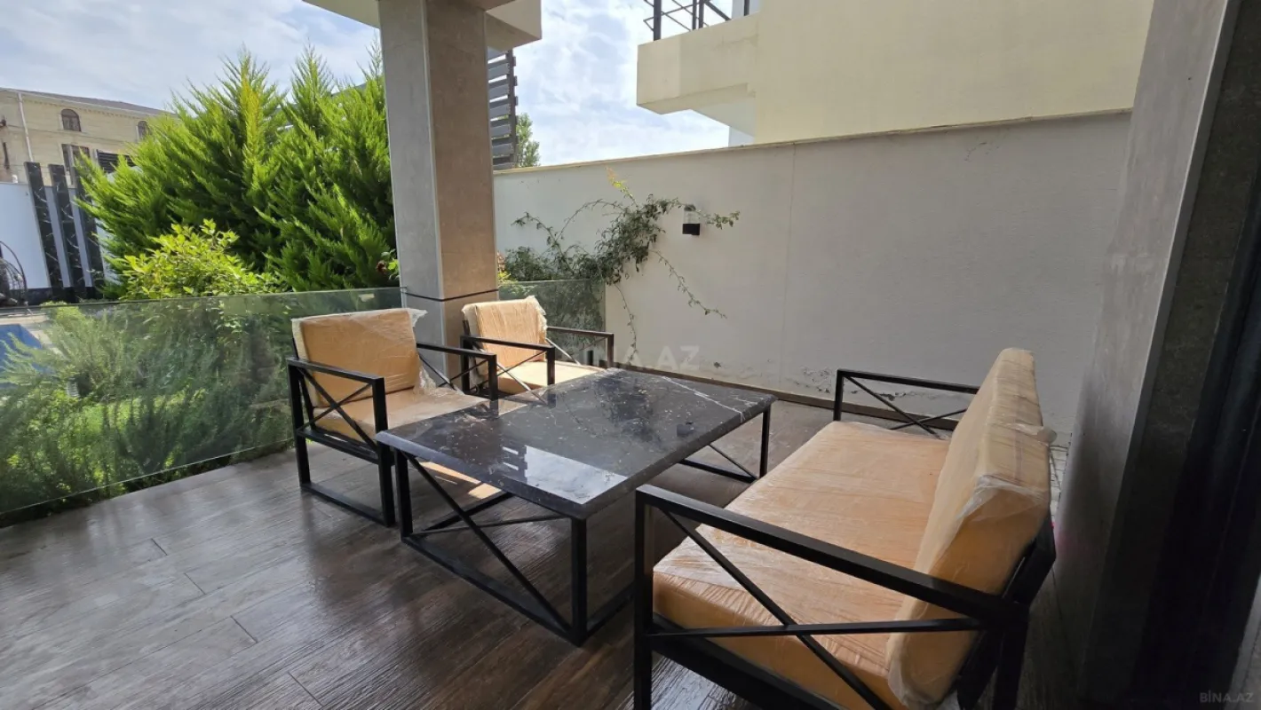 Kirayə verilir 4 otaqlı həyət evi 300 m²