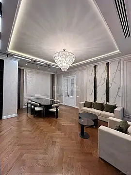 Satılır 4 otaqlı mənzil 150 m²