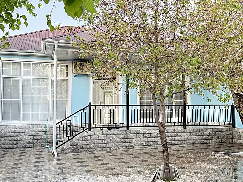 Kirayə verilir 4 otaqlı həyət evi 100 m²