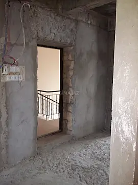 Satılır 5 otaqlı mənzil 216 m²