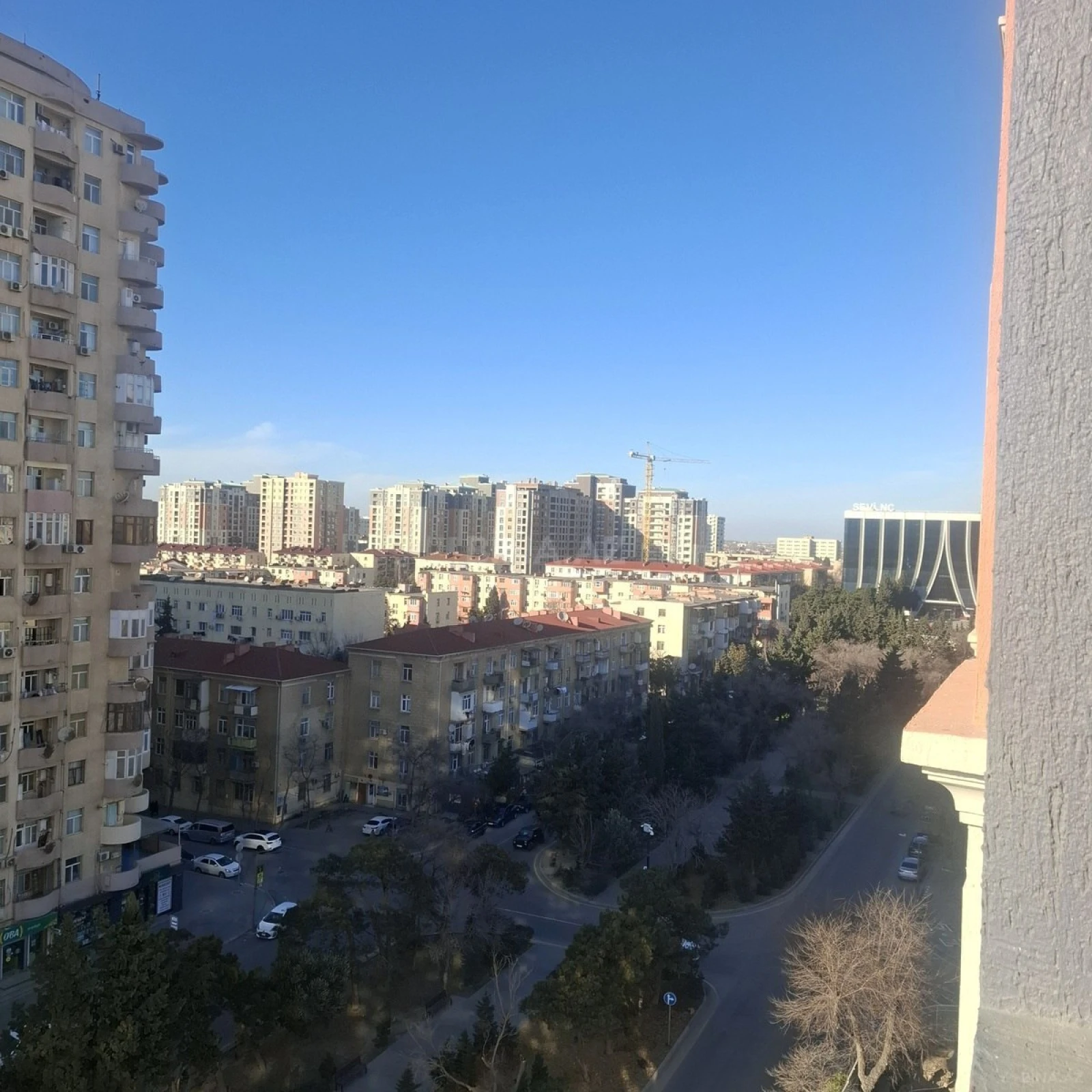 Satılır 2 otaqlı mənzil 63 m²