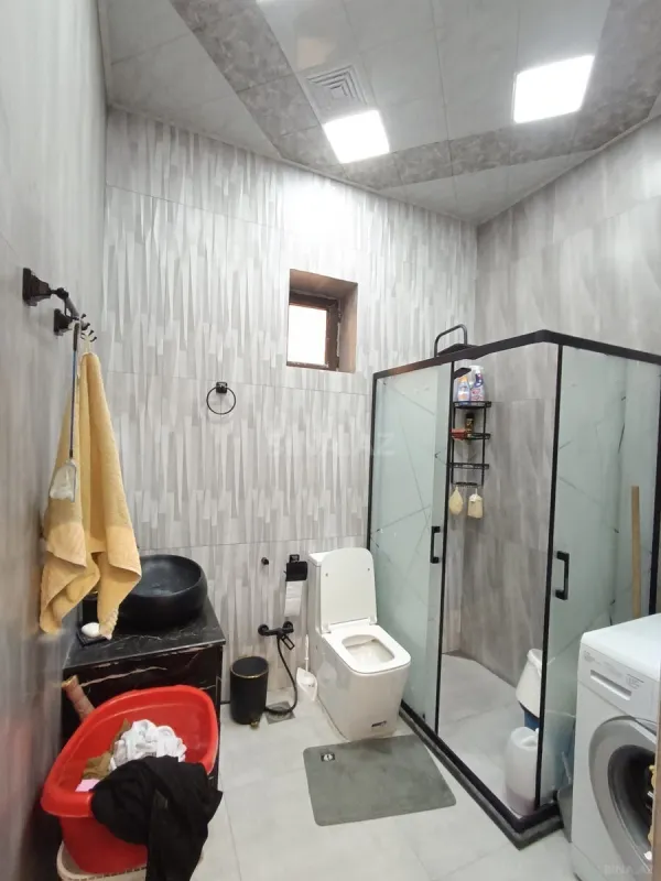 Satılır 6 otaqlı həyət evi 400 m²