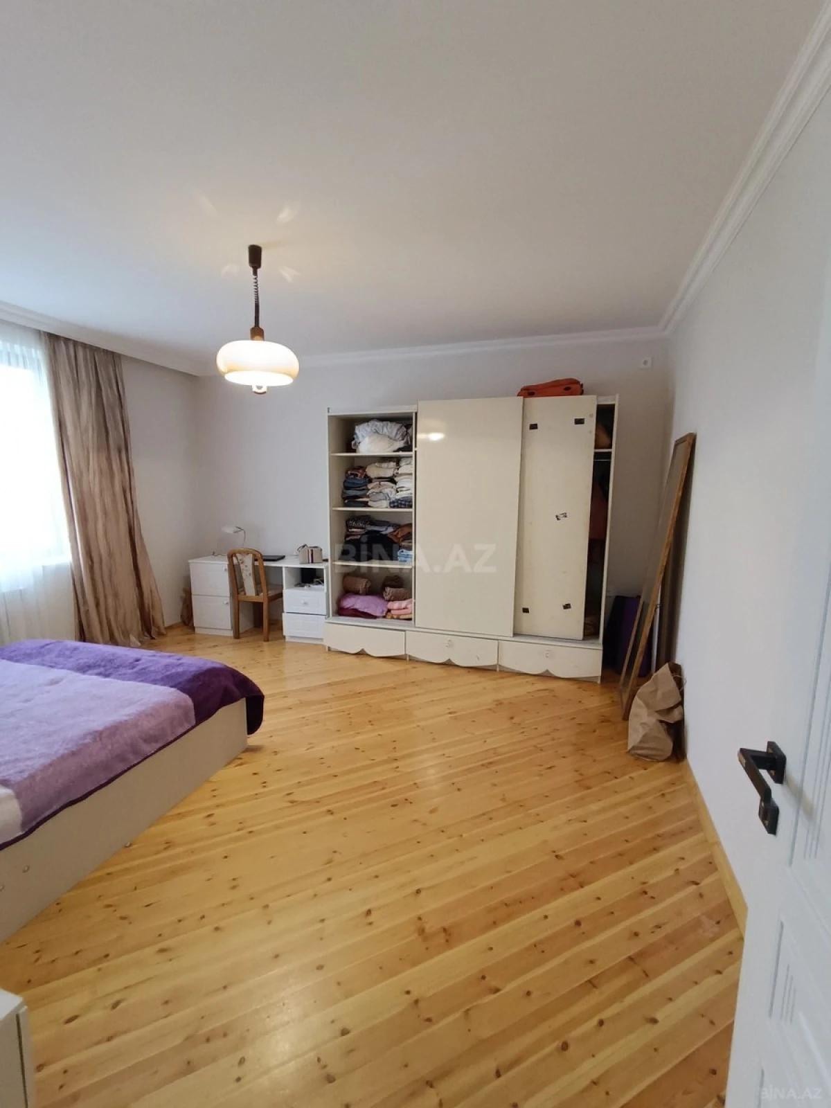 Satılır 6 otaqlı həyət evi 400 m²