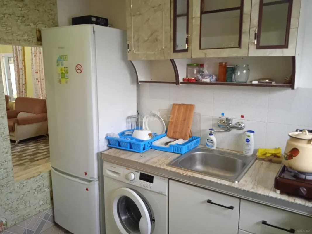 Kirayə verilir 3 otaqlı həyət evi 90 m²