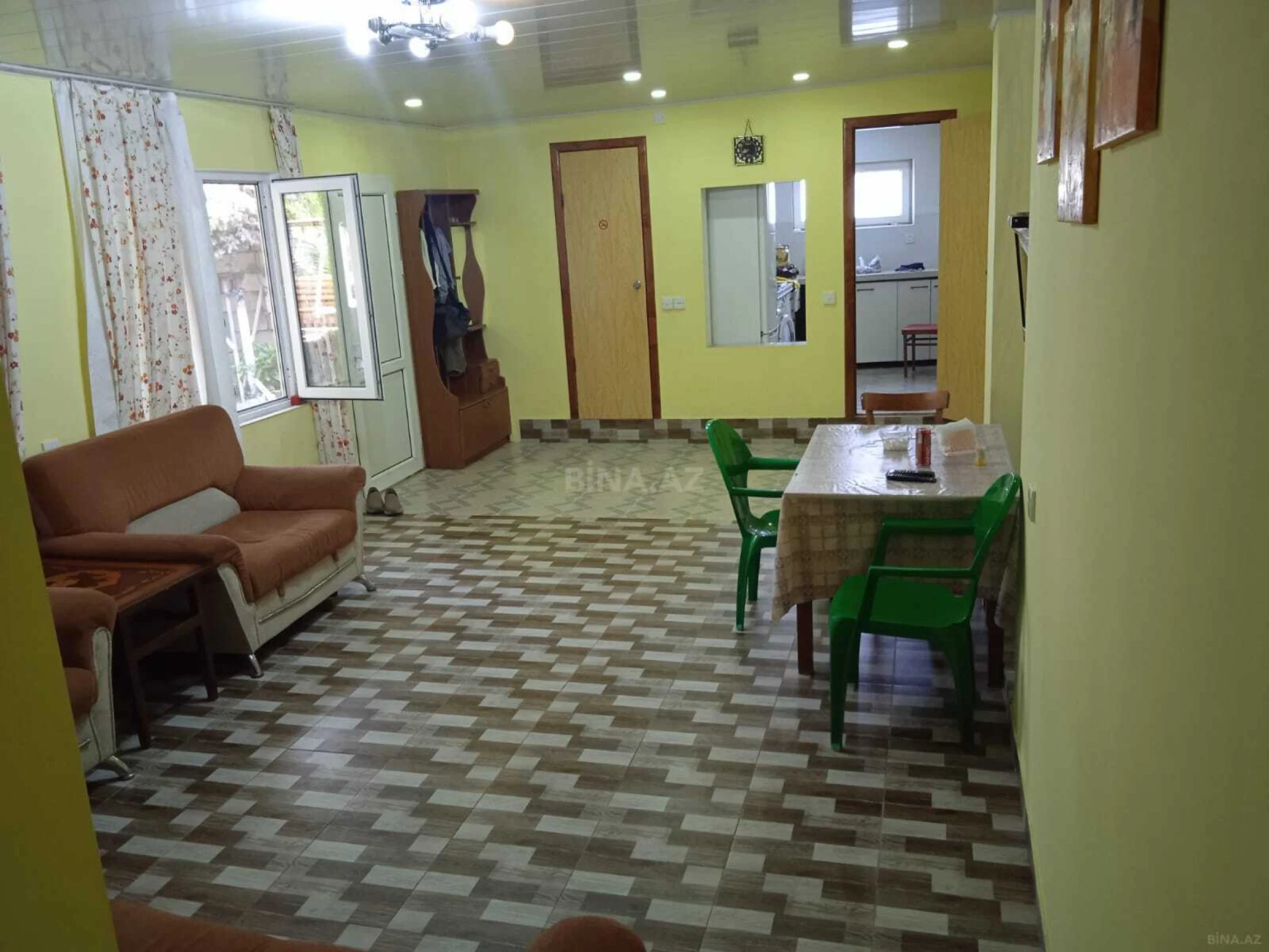 Kirayə verilir 3 otaqlı həyət evi 90 m²