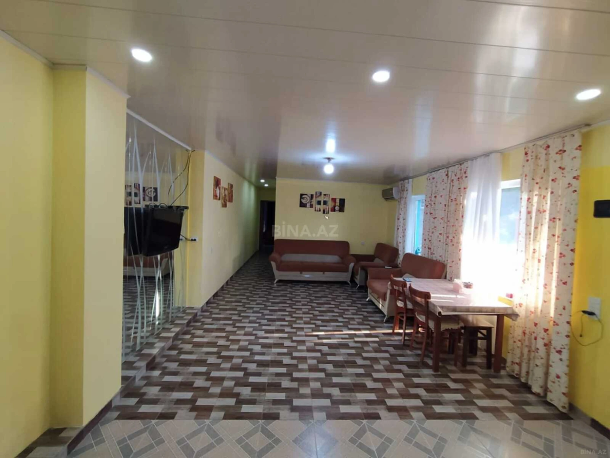 Kirayə verilir 3 otaqlı həyət evi 90 m²
