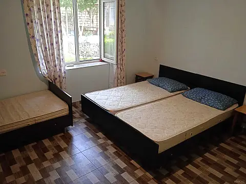 Kirayə verilir 3 otaqlı həyət evi 90 m²
